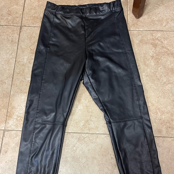 Express Pants - Express Faux Leather Pants Leggings Skinny Women's Size X-Small Black